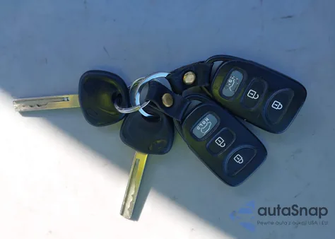 2013 Hyundai Elantra Gt z USA, uszkodzony, nr VIN KMHD35LE0DU054549